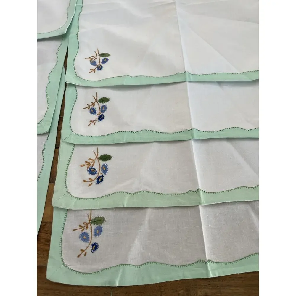 Vtg Embroidered Floral Applique 6 Placemats 4 Napkins 10 pc Set